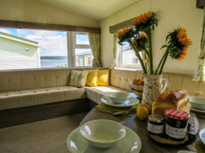 Honeysuckle Sea Views Sleeps 6 Porthcawl Newton Bay South Wales